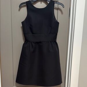 Elegant Black Sleeveless Dress
